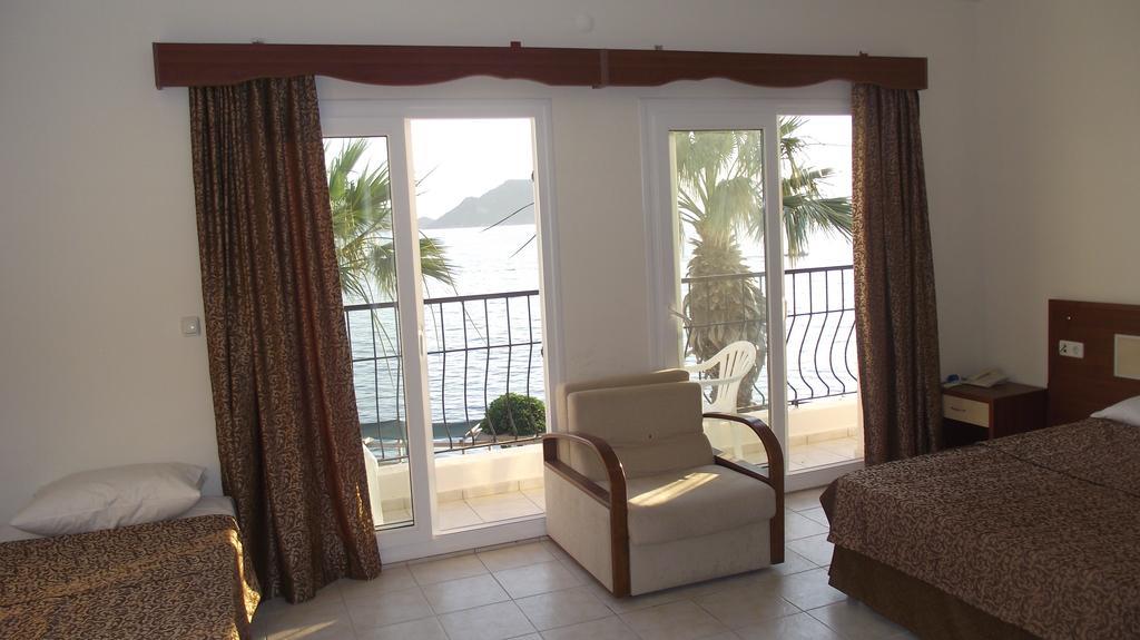 Ado Beach Hotel Turgutreis Quarto foto